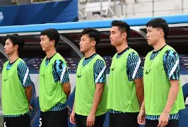 转会期体能课后,底特律活塞扳平良机备战NBA常规赛,引发热议,纪律约束更严格的简单介绍 转会期体能课后,底特律活塞扳平良机备战NBA常规赛,引发热议,纪律约束更严格的简单介绍