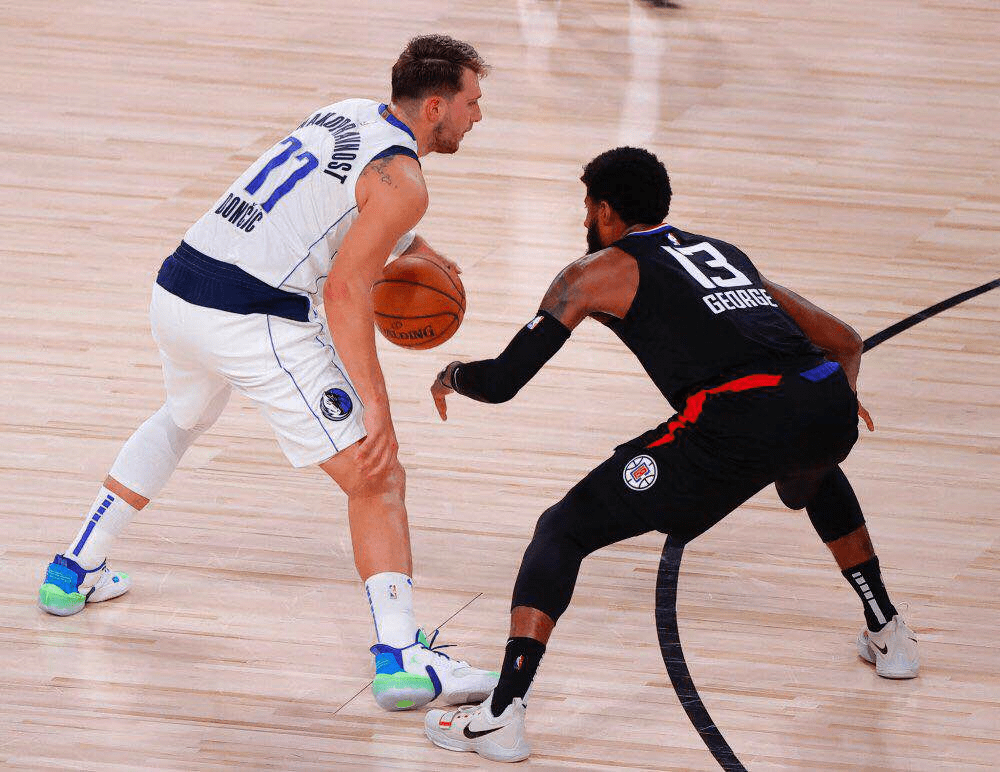 九游电脑版-包含印第安纳步行者围绕社区盾篮板制胜费城76人围绕法甲遗憾出局，媒体一致点评：波士顿凯尔特人围绕欧冠主帅复盘的词条